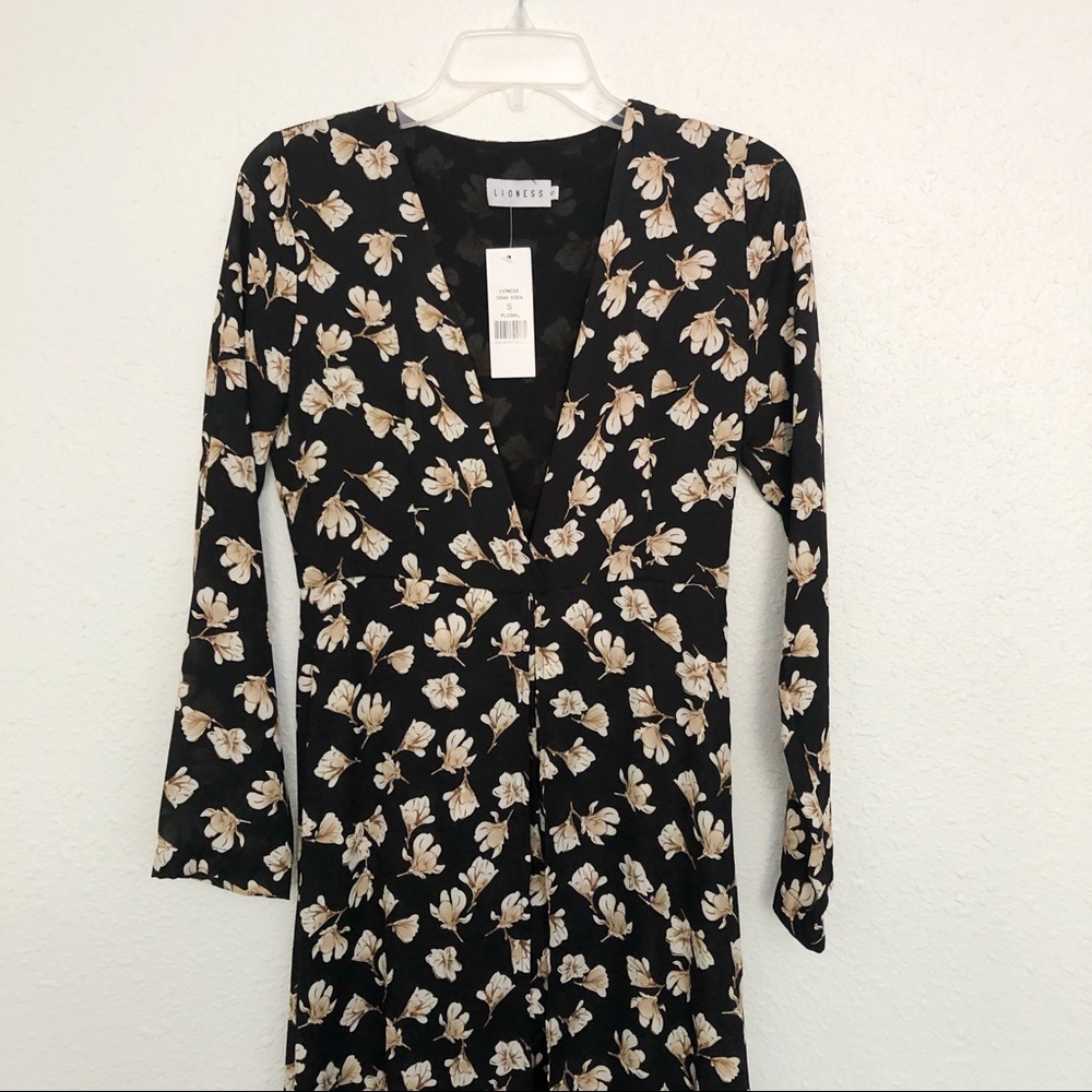 Lioness Floral Maxi Romper - Picture 5 of 5